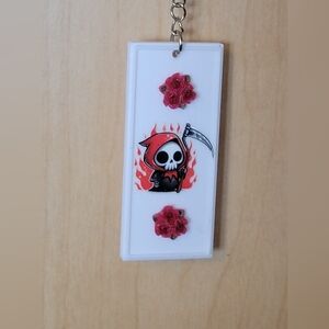 💀NEW 💀 White Keychain with Grim Reaper and Red Roses
